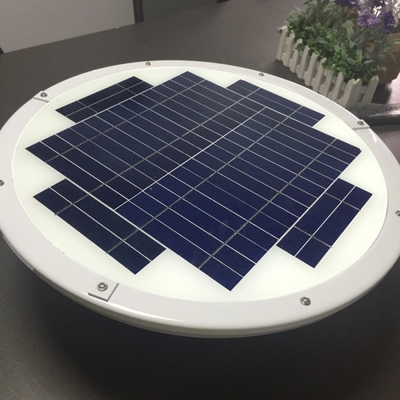 Luz solar de jardim UFO de alta qualidade Cor RGB com sensor de luz e controle remoto para jardim e estrada