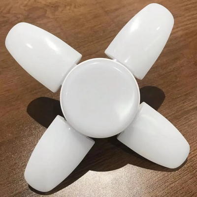 Alta Potência 60w LED Folhas lâmpada 4+1 E27 base ou B22 base Alto brilho Garage folha lâmpada