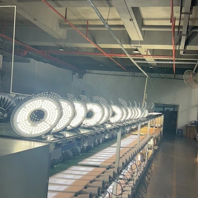 Alto brilho 100w a 240w UFO High Bay Light 150lm/W para oficina e armazém