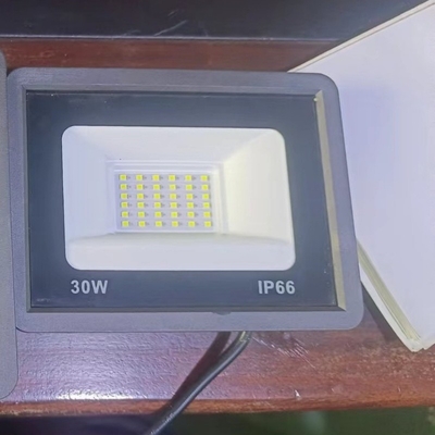 10w a 200w 3 anos de garantia Design simples à prova d'água Luz LED Spot para jardim ou parque