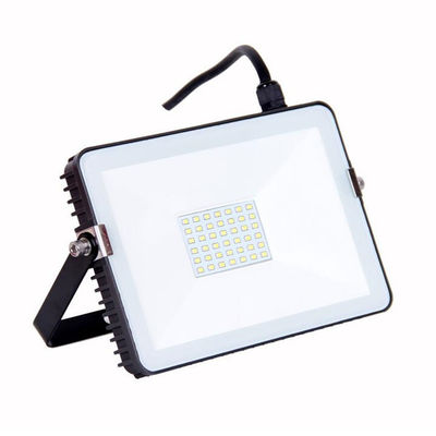A água impermeabiliza o projetor do diodo emissor de luz de 10W a 100W para o parque e o jardim Ip65