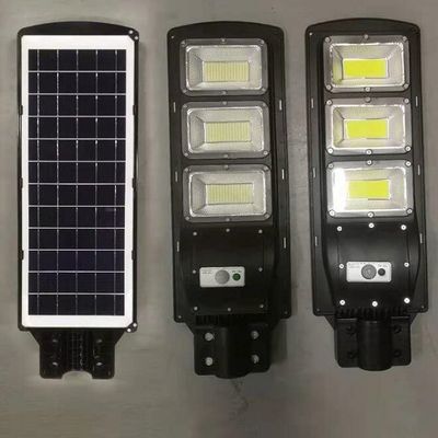A versão de SMD e de ESPIGA de integra a luz solar do jardim para a estrada e a área habitável