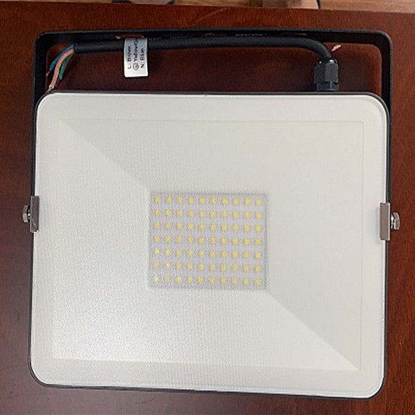 A água impermeabiliza o projetor do diodo emissor de luz de 10W a 100W para o parque e o jardim Ip65